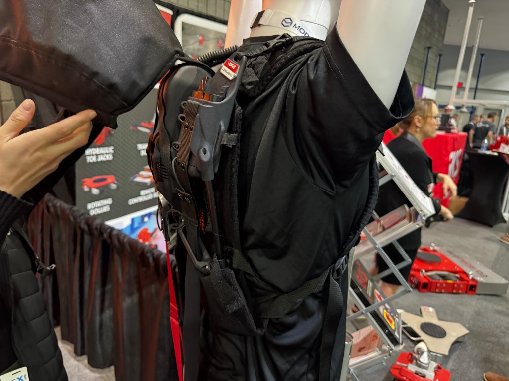 A mochila robótica da Verve Motion ajuda os trabalhadores a aliviar sua carga